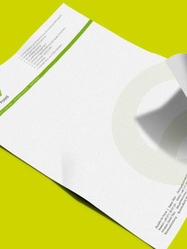 Firmen­briefbögen & Visitenkarten